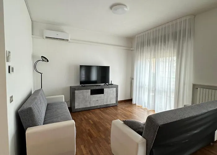 Trieste Apartman *